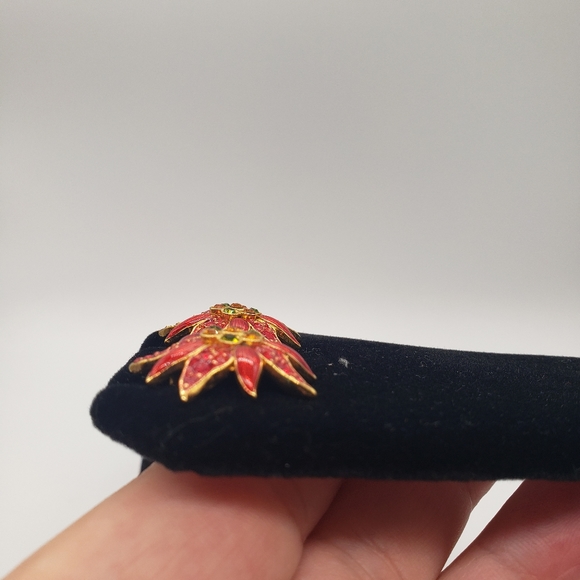 Christopher Radko Poinsettia Earrings/Brooch set - Picture 13 of 16